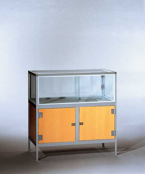 verhuur vitrines en balies