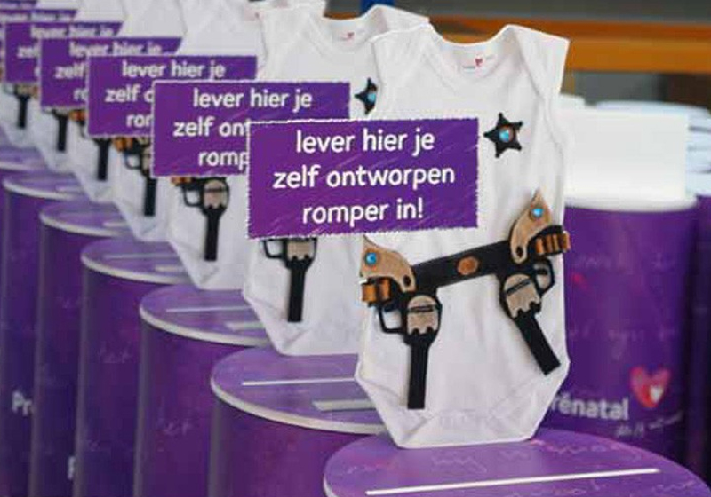 Maatwerk display met producten Maatwerk display met producten